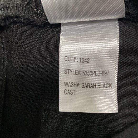 Articles of Society Skinny Jean - Picture 9 of 9